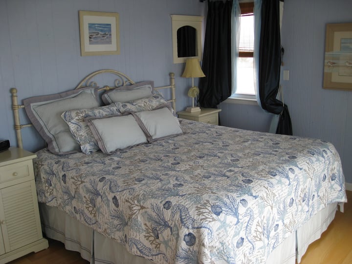 Sakafu ya juu ya kitanda cha Kifalme