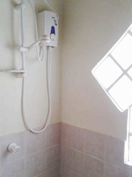 Hot and cold shower