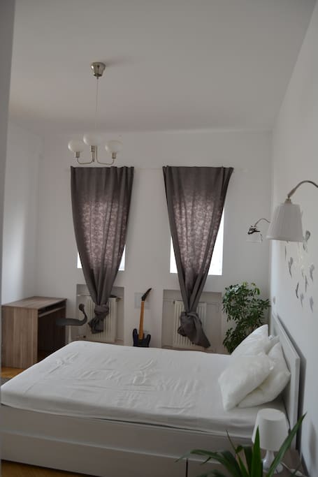 bedroom overview
