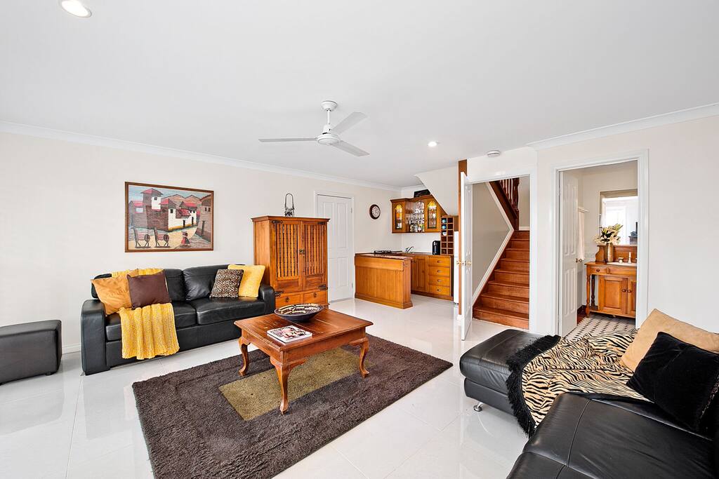 Lounge kitchenette