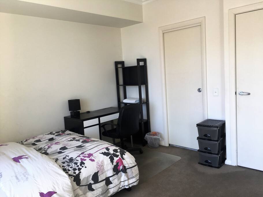 Bedroom - photo 2