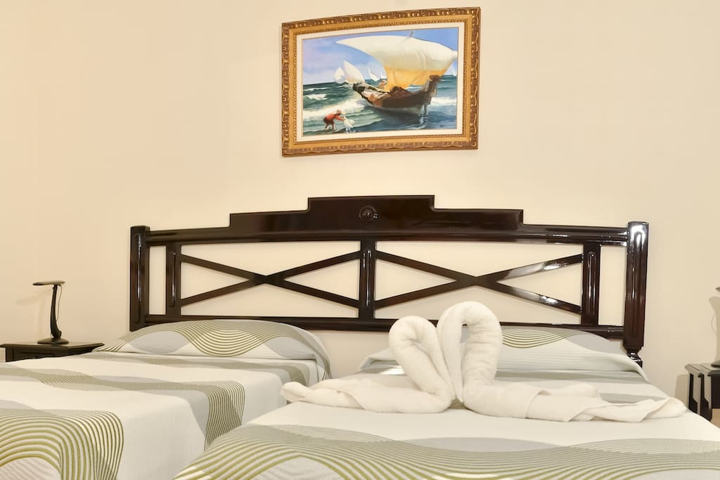 twin beds