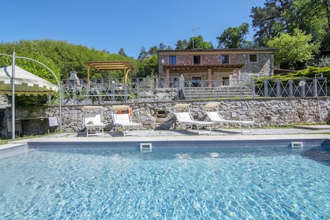 Tuscany-Lucca with private pool at exclusive use!