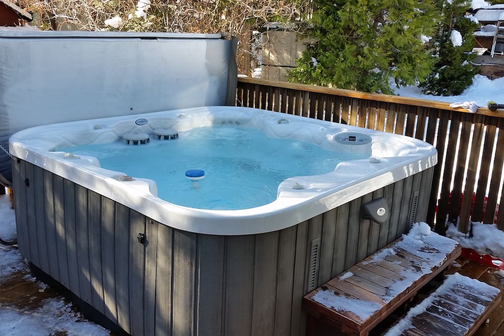 Hot Tub on the back deck.