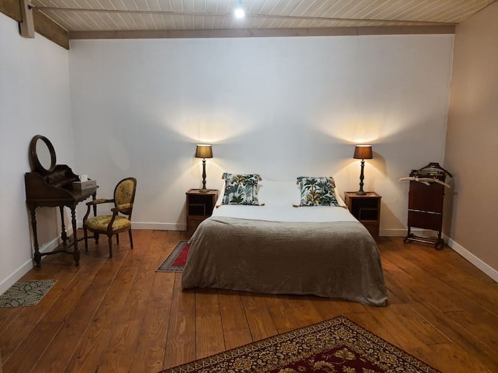 غرفة النوم 2