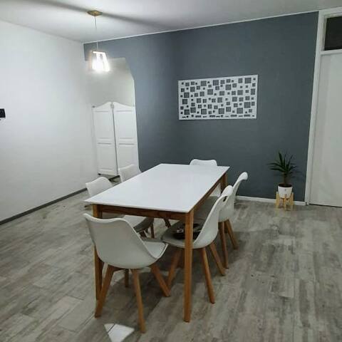Three bedroom apartment with garage