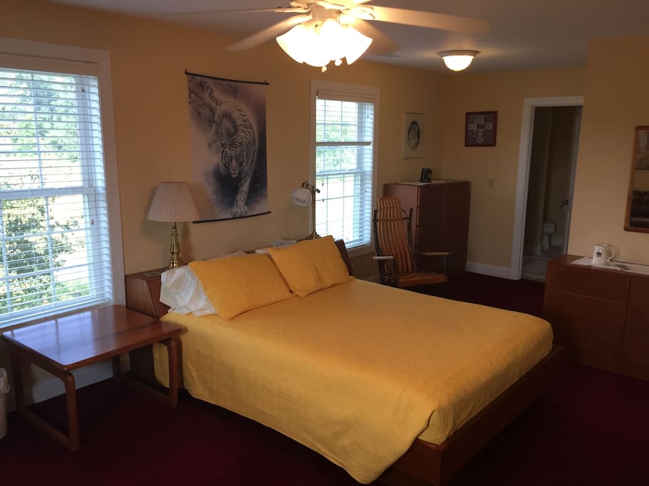 Queen bed