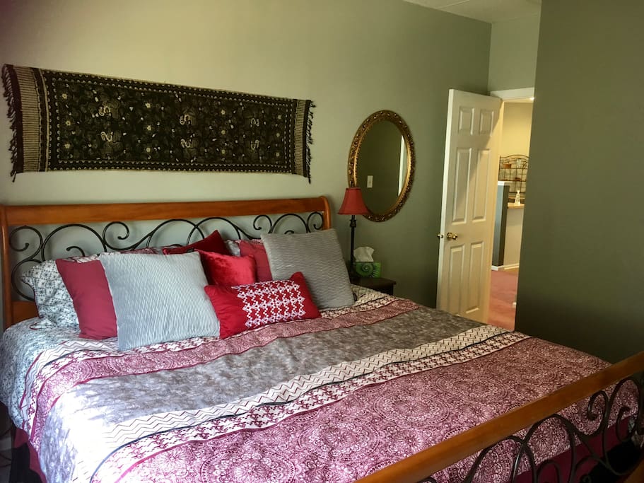 A big comfy king-sized bed at the end of an exhausting day - heaven! The bedroom also has a full-sized closet and an empty dresser for your convenience.