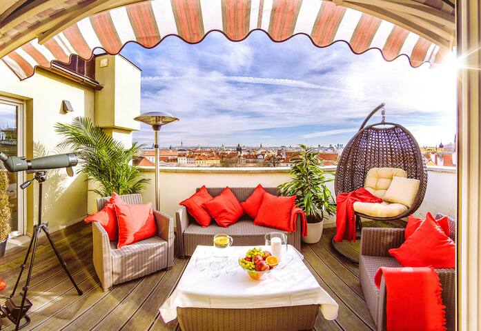 4BR+2BATH 5★PRESIDENTS by Prague Castle,V!EWS, A/C gallery image 4