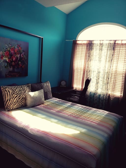 queen comfortable bed
