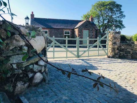 Maggie Janes cottage Omeath Carlingford