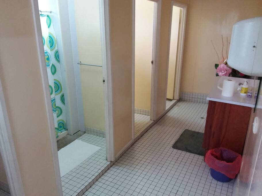 2 Separate Showers 2 Separate Toilets