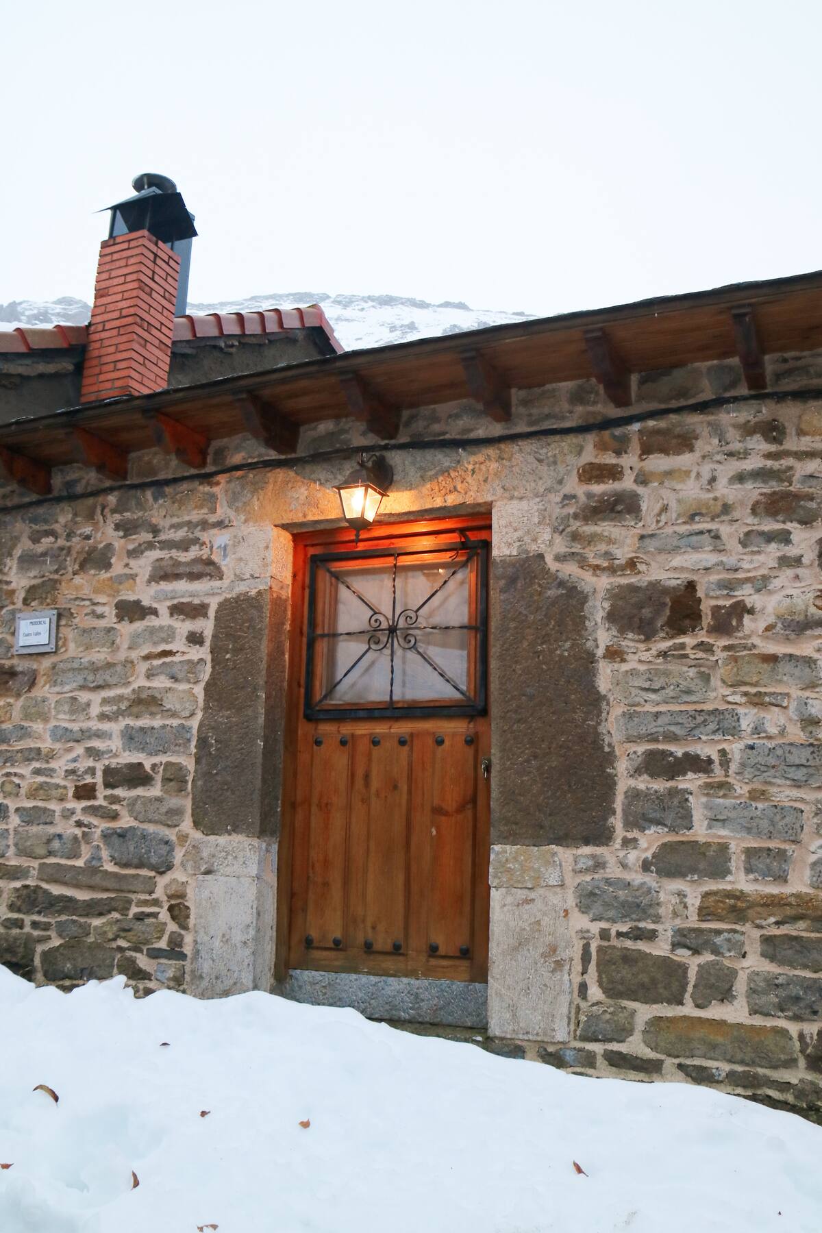 Luna Llena — Exterior
