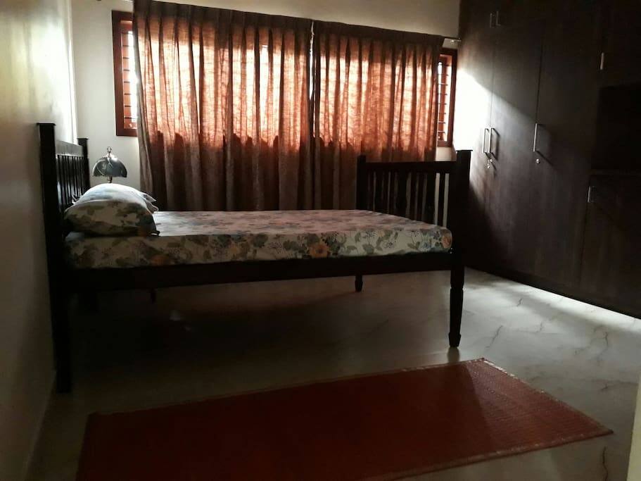 Double bed - Queen size -for your comfort