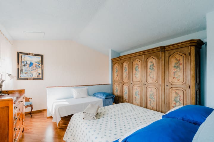 double room + single bed