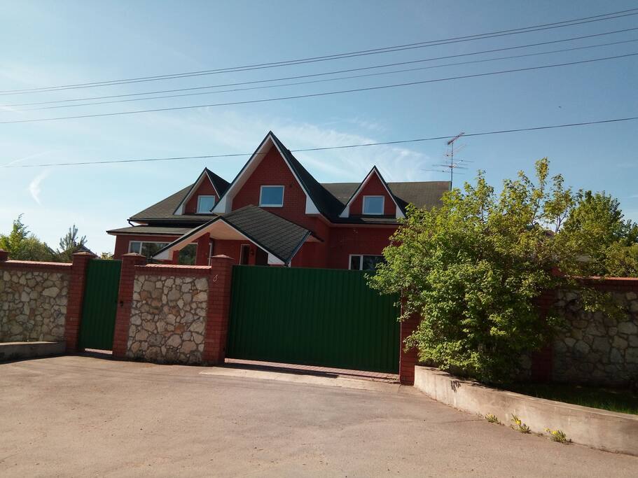 outward view from the street