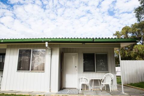 SALTY SHACK LANCELIN