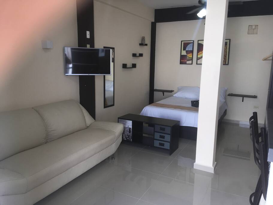Emtire room and living room