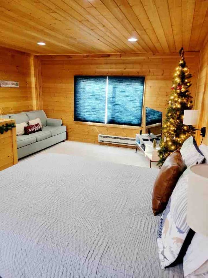 Cozy "Kaysville Cabin" W/gorgeous Views & Privacy - Utah
