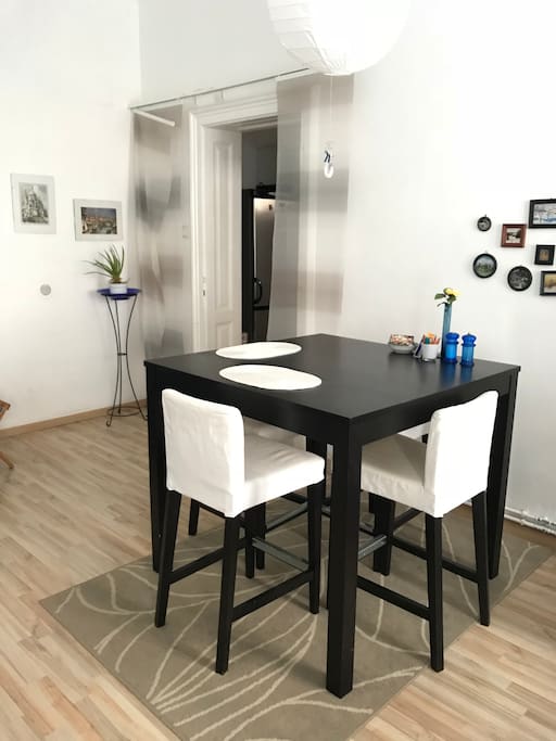 Esstisch/dining table
