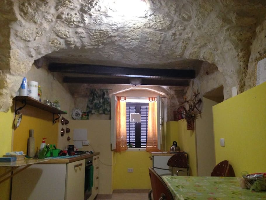 cucina-soggiorno adesso