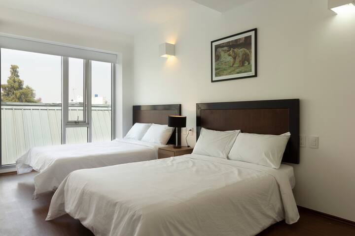 Beautiful Apartment perfect Location gallery image 5