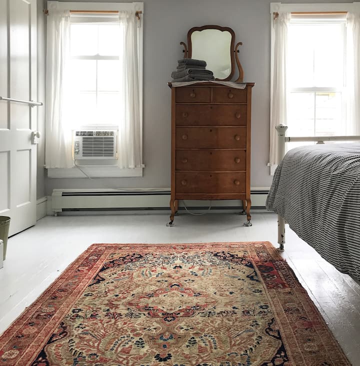 Second Bedroom Details