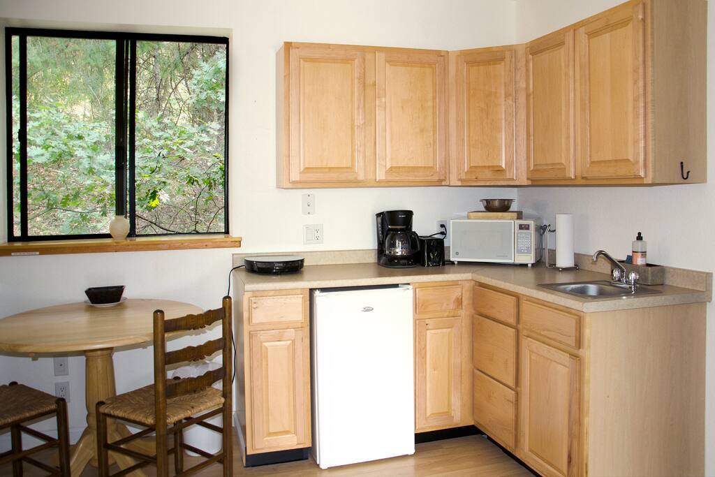 Mini kitchen and dining area.