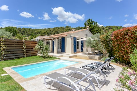 Villa house 45m2 garden private pool near Aix