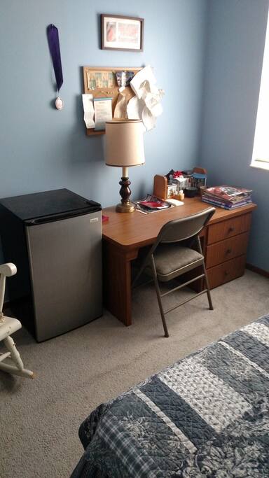 In-room refrigerator and Desk Space