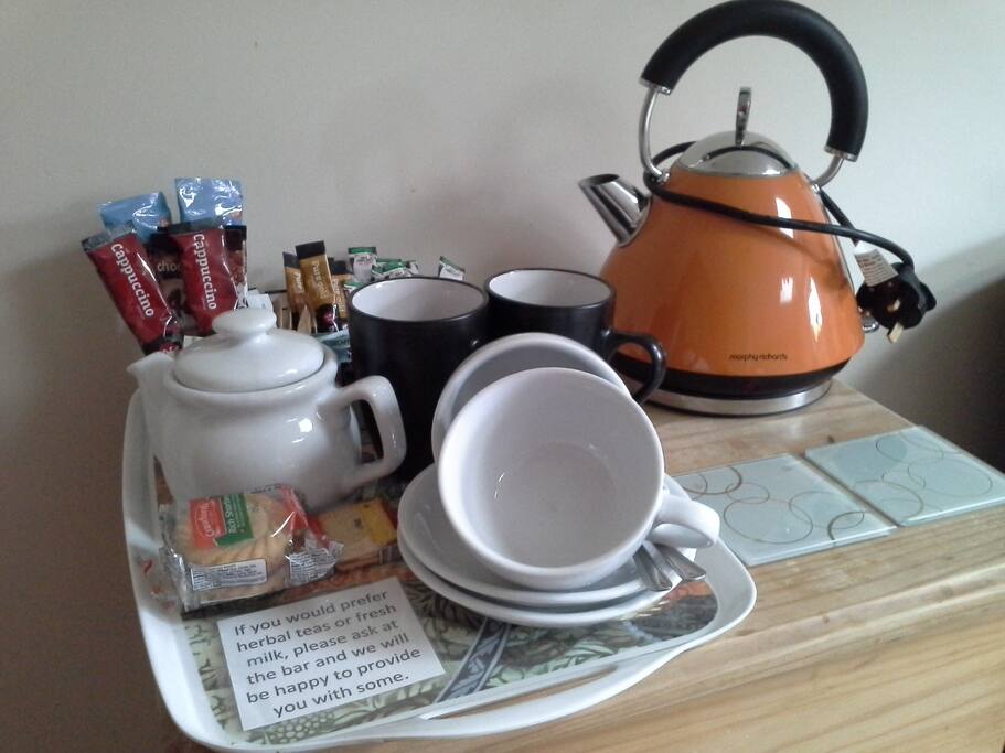 Hospitality tray