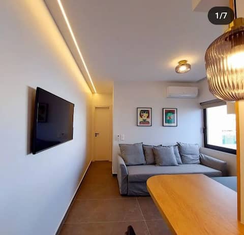 Successful Airbnb property: BlueMotion – PortCenter in Βρυώνη