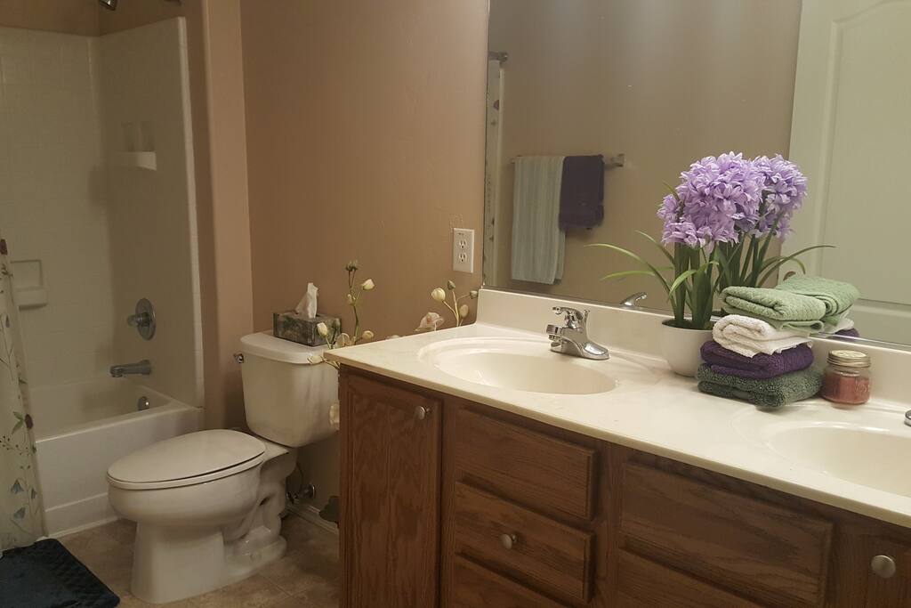 SHARED BATHROOM