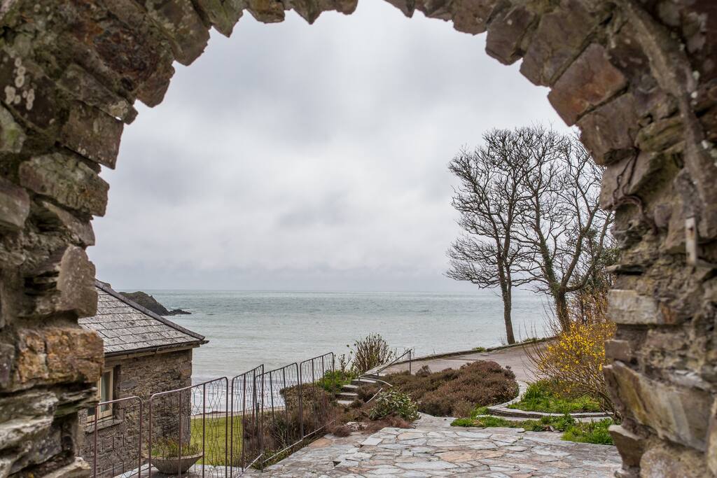 Shot of the sea through archway.