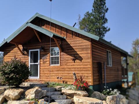 Mountain Cabin - Close to Tamarack and the lake.