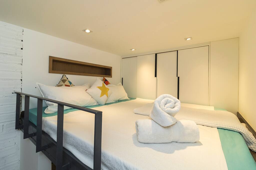 Lovely fluffy and cozy for great bed time.