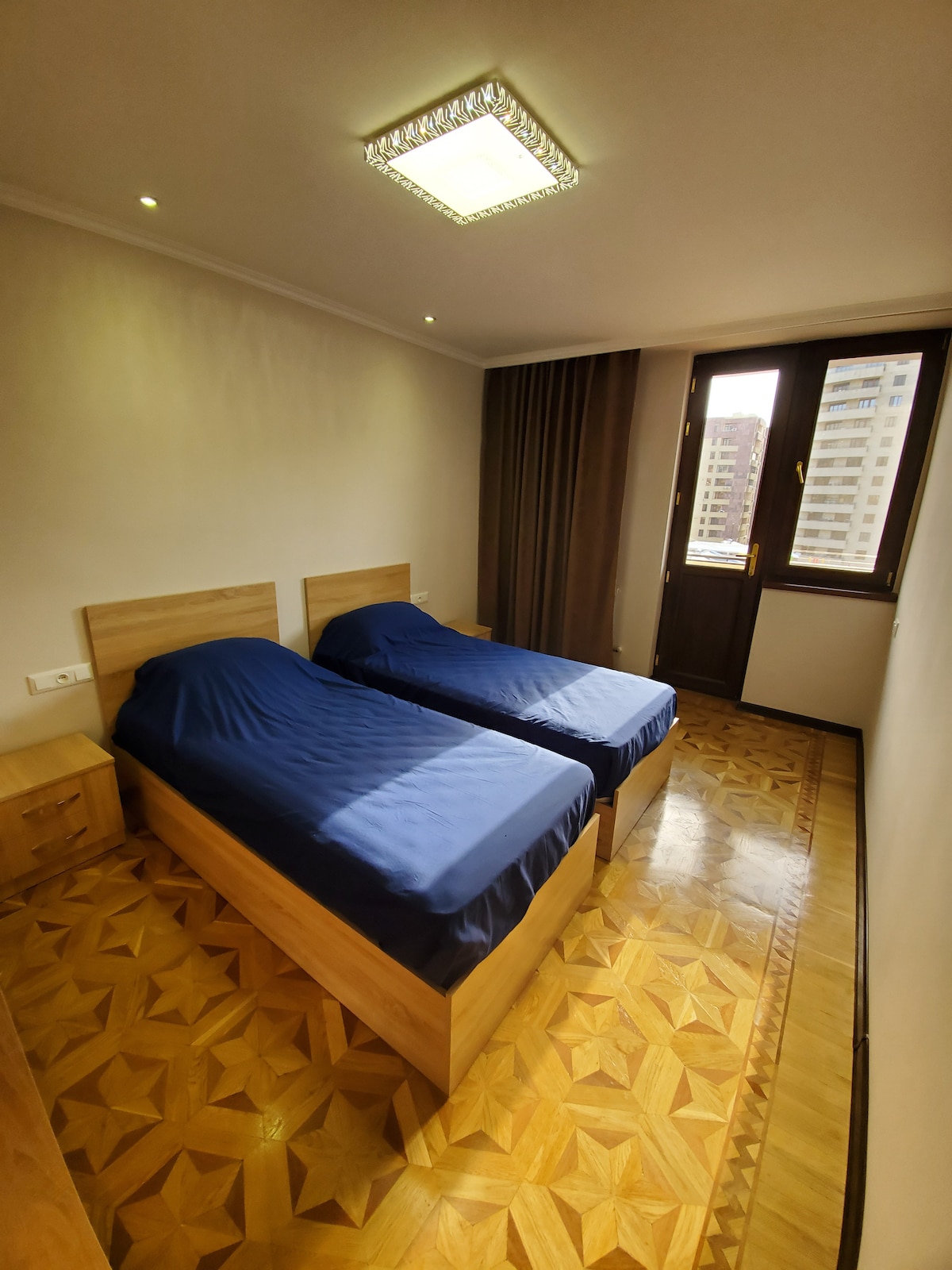 2 samostatné postele