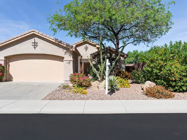 Sanctuary with a View Houses for Rent in New River, Arizona, United