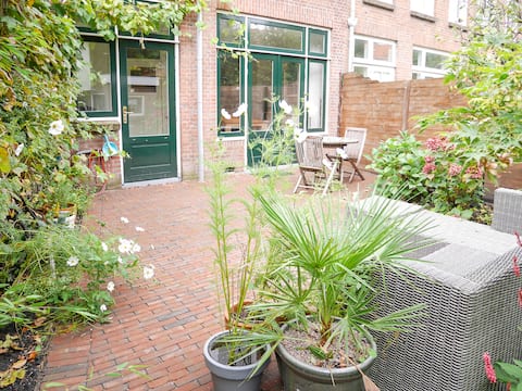 Hosted by Wendy close to Delft and The Hague