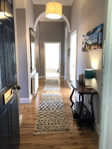 Beautiful, Georgian flat in the heart of Edinburgh gallery image 4