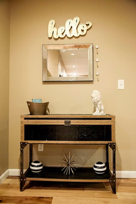 Welcome console table