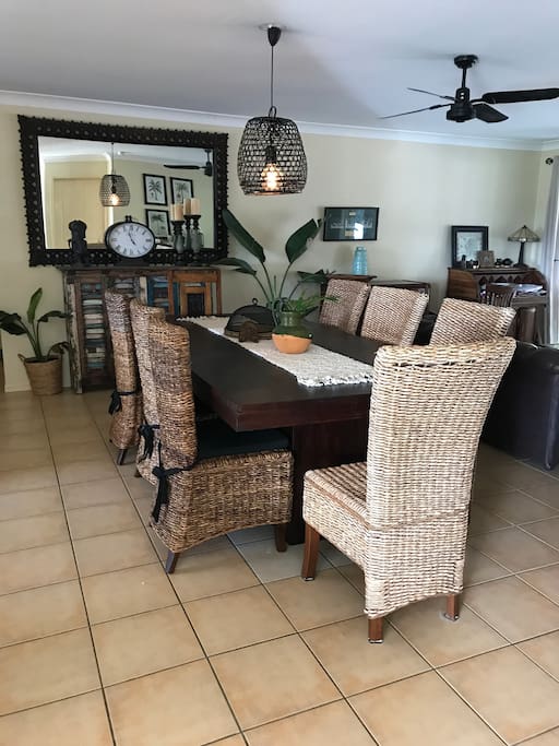 Large spacious dining that seats 8
Another open plan living/reading area with desk and couch