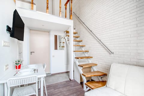 Бесконтактное Заселение-Яркий лофт на Селигерской