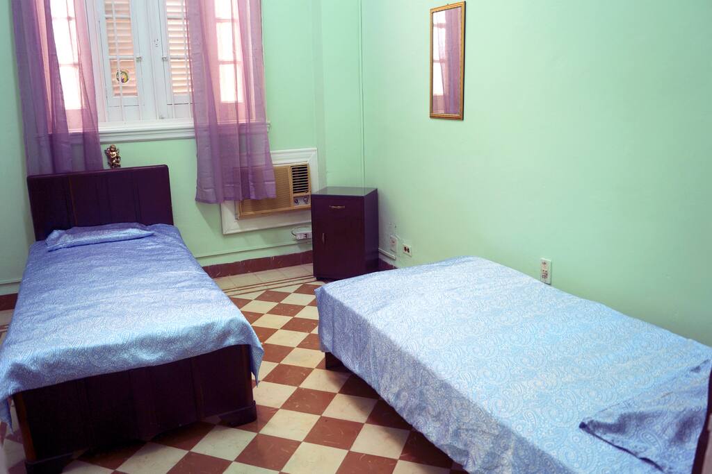 2 Beds