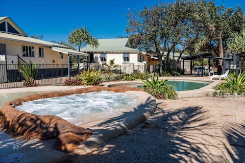 E.V. - Eurong Beach Villa