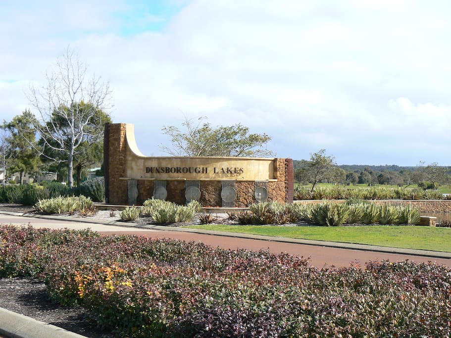 Welcome to Dunsborough Lakes Golf Estate