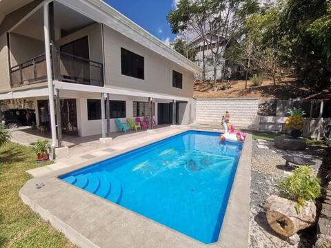 Los Abuelos country house.
