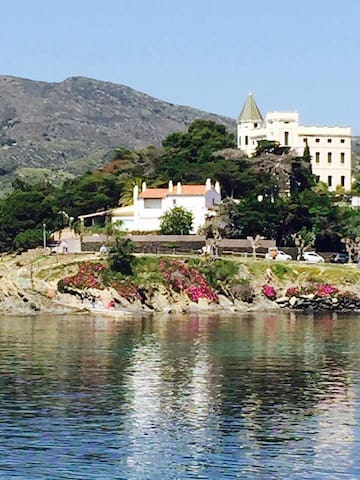 Casa a Primera Línia de Mar