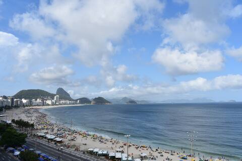 Copacabana Beachfront Apartment