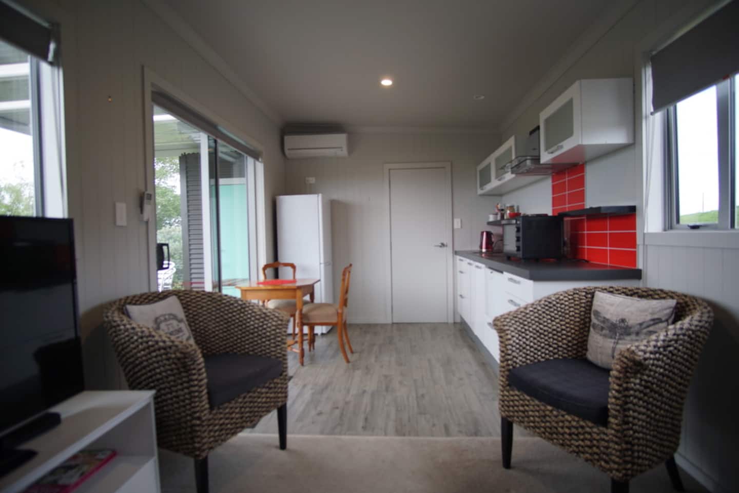 Rural Cottage Retreat 4